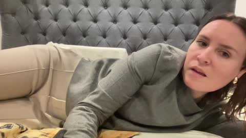 Snapshot of eatmypie69 chatting on 12/11/24, 04:31 Nadia Ferreira  online show from 12/11/24, 04:31