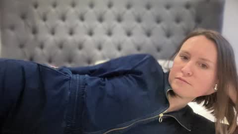 Snapshot of eatmypie69 chatting on 01/26/25, 04:09 Nadia Ferreira  online show from 01/26/25, 04:09