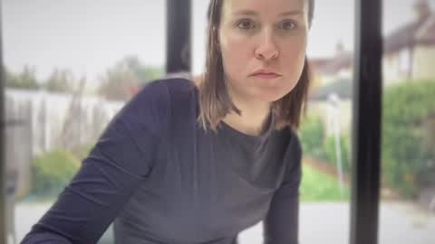 Snapshot of eatmypie69 chatting on 02/04/25, 09:49 Nadia Ferreira  online show from 02/04/25, 09:49