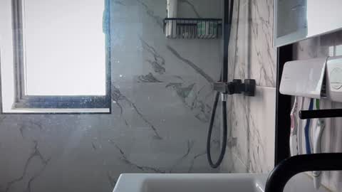 Snapshot of eatmypie69 chatting on 03/04/25, 08:57 Nadia Ferreira  online show from 03/04/25, 08:57