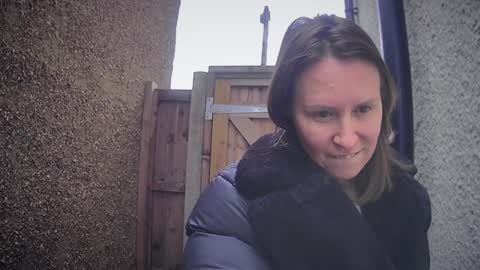 Nadia Ferreira  online show from 02/12/26, 11:05