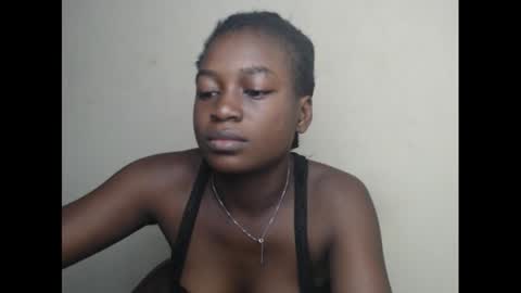 eatuupx online show from 12/20/24, 07:22