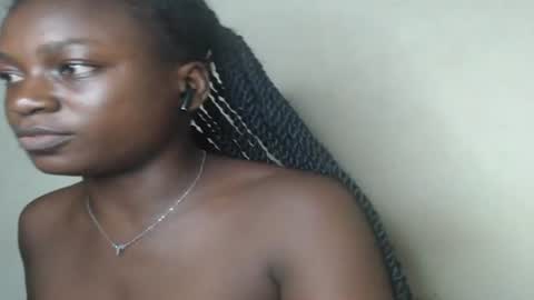 eatuupx online show from 02/01/25, 01:02