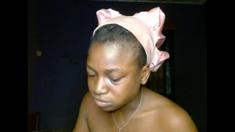 eatuupx online show from 02/23/25, 02:35