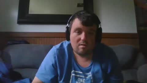 Snapshot of eazyb1991 chatting on 06/11/26, 12:43 Eazyb91 online show from 06/11/26, 12:43