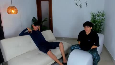 Boys Prado Vikingo and Girl online show from 01/09/26, 07:26