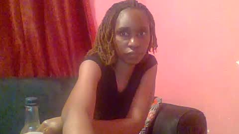 Snapshot of ebon_fantasy1 chatting on 06/12/26, 08:41 Ebon Fantasy1s online show from 06/12/26, 08:41