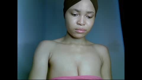 Snapshot of ebony_badgurl chatting on 05/15/26, 10:22 Ebony badgurl online show from 05/15/26, 10:22