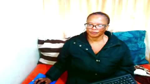 ebony_bloom69 online show from 08/03/26, 04:44