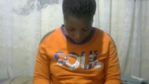 Snapshot of ebony_candy1998 chatting on 05/16/26, 07:12 ebony_candy1998 online show from 05/16/26, 07:12