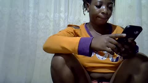 Snapshot of ebony_candy1998 chatting on 07/15/26, 08:03 ebony_candy1998 online show from 07/15/26, 08:03