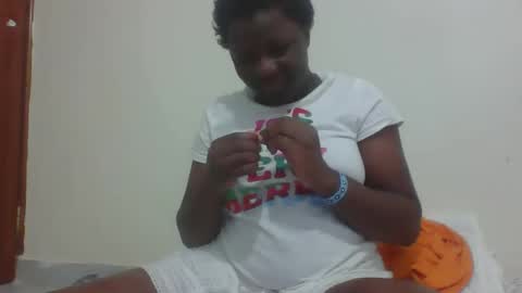 ebony_cecee online show from 10/21/25, 08:37