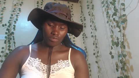 Snapshot of ebony_choco2 chatting on 01/12/25, 06:59 ebony choco2 online show from 01/12/25, 06:59
