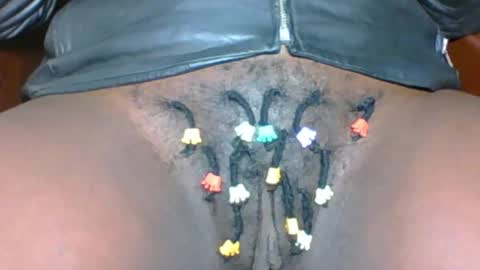 Snapshot of ebony_choco2 chatting on 10/01/25, 06:36 ebony choco2 online show from 10/01/25, 06:36