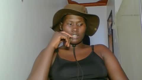 Snapshot of ebony_choco2 chatting on 10/11/25, 11:09 ebony choco2 online show from 10/11/25, 11:09