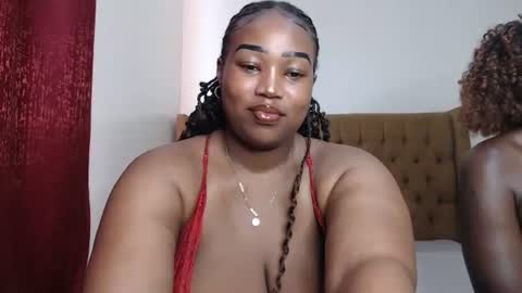 Snapshot of ebony_doll5 chatting on 06/26/26, 06:18 ebony_doll5 online show from 06/26/26, 06:18