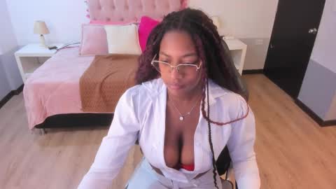 ebony_fantasy2 online show from 02/24/26, 12:03