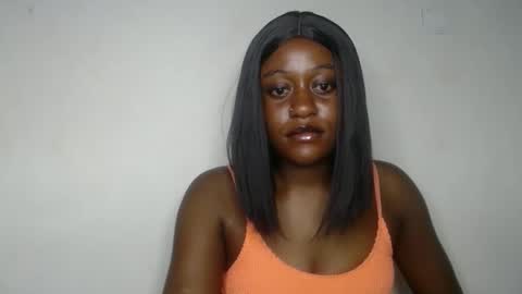 Snapshot of ebony_fatass chatting on 09/20/25, 01:06 Ella online show from 09/20/25, 01:06