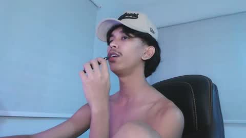 ebony_fuckboy online show from 11/08/25, 07:01