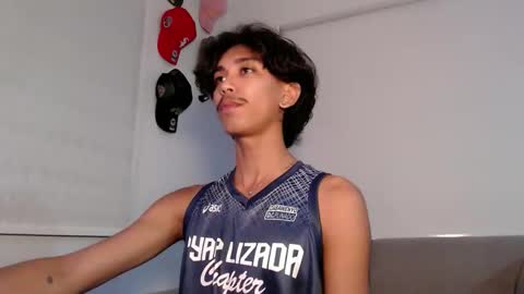ebony_fuckboy online show from 01/06/26, 06:55