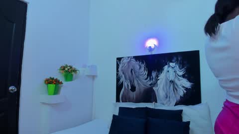 ebony_katterin online show from 02/04/25, 07:22