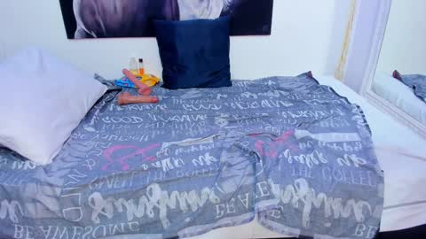 ebony_katterin online show from 02/05/25, 10:12