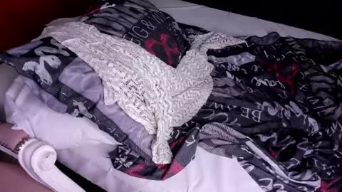 ebony_katterin online show from 03/01/25, 02:37