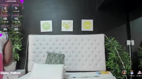 ebony_katterin online show from 09/26/25, 10:52