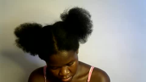 Snapshot of ebony_lynne chatting on 05/10/26, 06:29 ebony_lynne online show from 05/10/26, 06:29