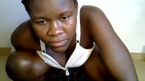 Snapshot of ebony_lynne chatting on 06/23/26, 01:09 ebony_lynne online show from 06/23/26, 01:09
