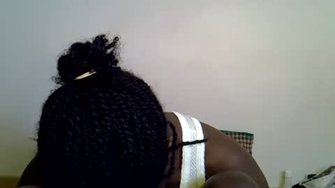 Snapshot of ebony_lynne chatting on 06/24/26, 09:30 ebony_lynne online show from 06/24/26, 09:30