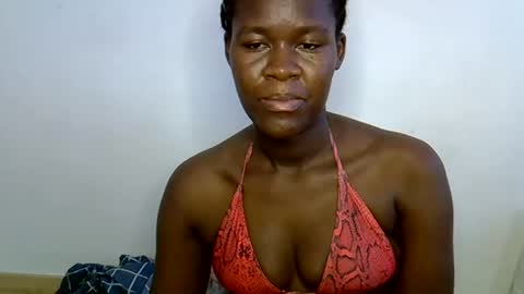 Snapshot of ebony_lynne chatting on 06/27/26, 12:22 ebony_lynne online show from 06/27/26, 12:22