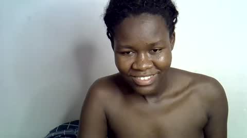 Snapshot of ebony_lynne chatting on 07/03/26, 09:32 ebony_lynne online show from 07/03/26, 09:32