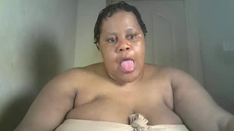 ebony_magixs online show from 10/07/25, 02:25