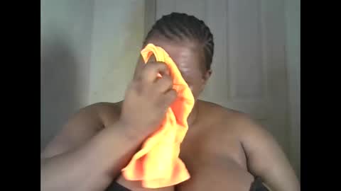 ebony_magixs online show from 10/25/25, 07:08