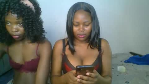 ebony_meeky online show from 10/19/25, 06:52
