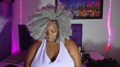 LINA  online show from 04/22/26, 03:20