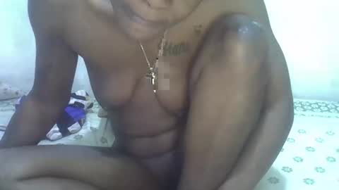Snapshot of ebony_pearl59 chatting on 05/18/26, 06:41 ebony_pearl59 online show from 05/18/26, 06:41