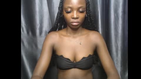 Ella online show from 04/21/26, 09:04