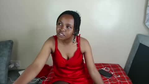 Snapshot of ebony_sluttt chatting on 10/27/25, 07:01 ebony_sluttt online show from 10/27/25, 07:01