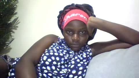 Snapshot of ebony_tasha chatting on 07/04/26, 11:55 tasha online show from 07/04/26, 11:55