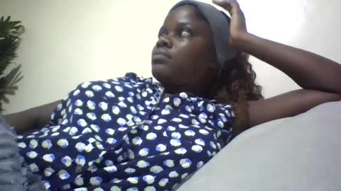 Snapshot of ebony_tasha chatting on 07/05/26, 04:25 tasha online show from 07/05/26, 04:25