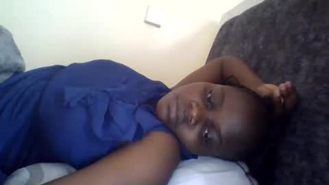 Snapshot of ebony_tasha chatting on 07/11/26, 05:43 tasha online show from 07/11/26, 05:43