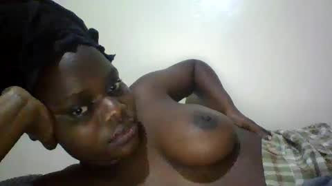 Snapshot of ebony_tasha chatting on 07/20/26, 07:49 tasha online show from 07/20/26, 07:49