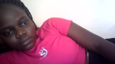 Snapshot of ebony_tasha chatting on 08/01/26, 06:12 tasha online show from 08/01/26, 06:12