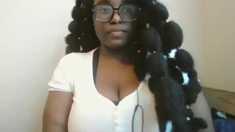 Snapshot of ebonybigtitqueen3 chatting on 11/04/25, 01:54 ebonybigtitqueen3 online show from 11/04/25, 01:54