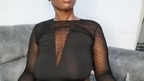 Ebony Melanie online show from 03/01/25, 10:31