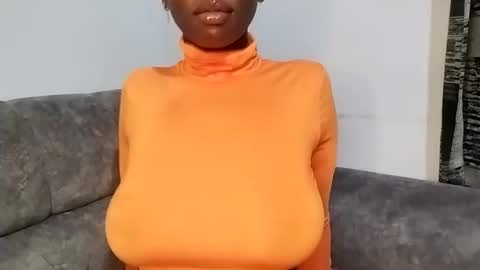 Ebony Melanie online show from 03/11/25, 09:48