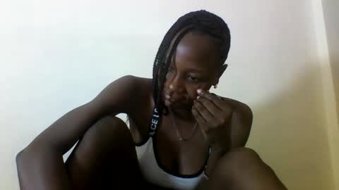 Snapshot of ebonycutegal4 chatting on 09/11/25, 07:41 MELLEN online show from 09/11/25, 07:41