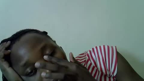 Snapshot of ebonycutegal4 chatting on 09/21/25, 07:26 MELLEN online show from 09/21/25, 07:26